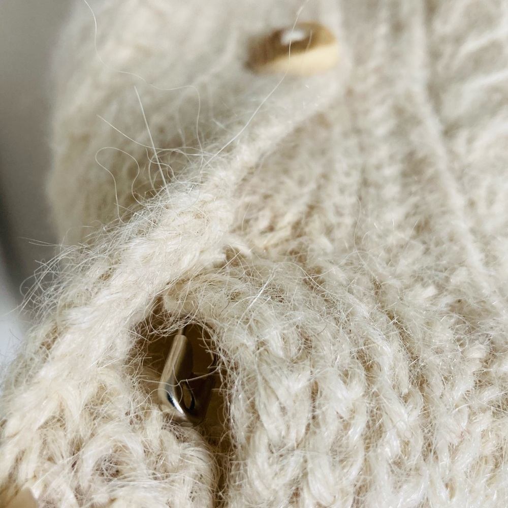 🅾️SOLD🅾️Mens Medium Sweater Vest Alpaca Wool Button Cream Ivory Squirrels Yarn - Picture 7 of 12